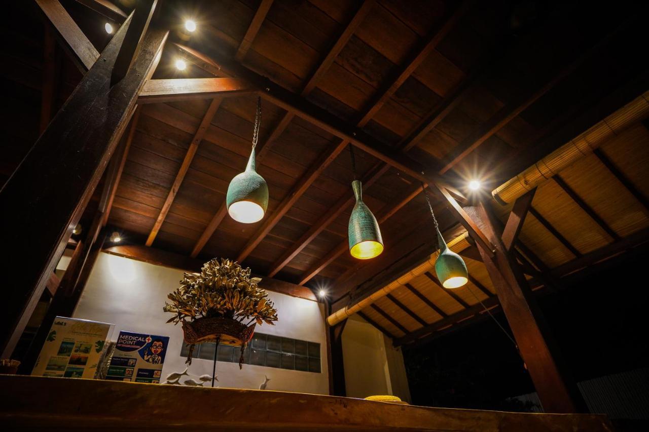 Villa Luna Sunset Beach Gili Trawangan Exterior photo
