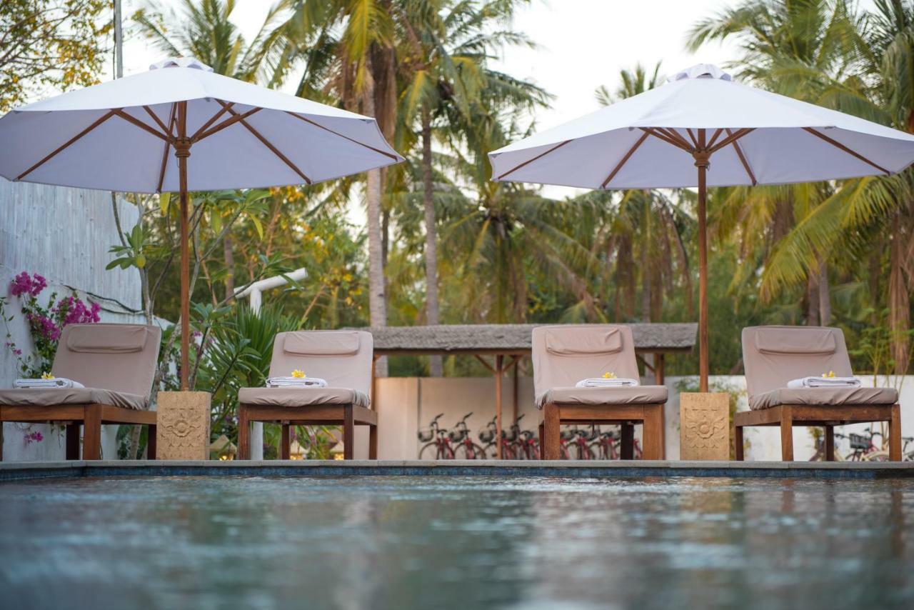 Villa Luna Sunset Beach Gili Trawangan Exterior photo