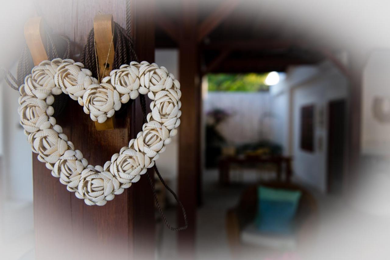Villa Luna Sunset Beach Gili Trawangan Exterior photo
